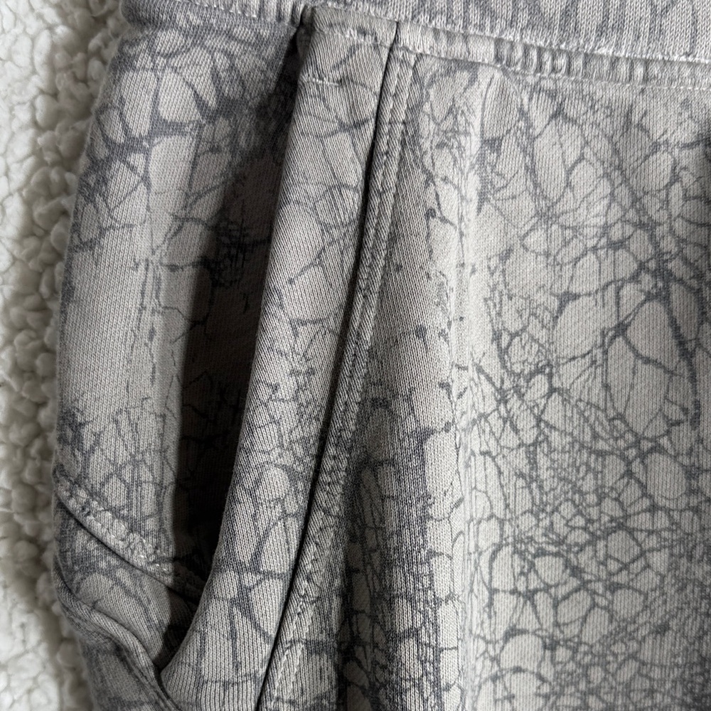 Lululemon Warm Down Jogger Thread Dye Rover Brown Black Size 4 - Picture 5 of 11